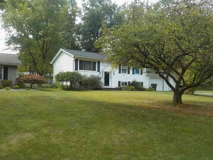 2nd image of 3815 Robert Frost Dr