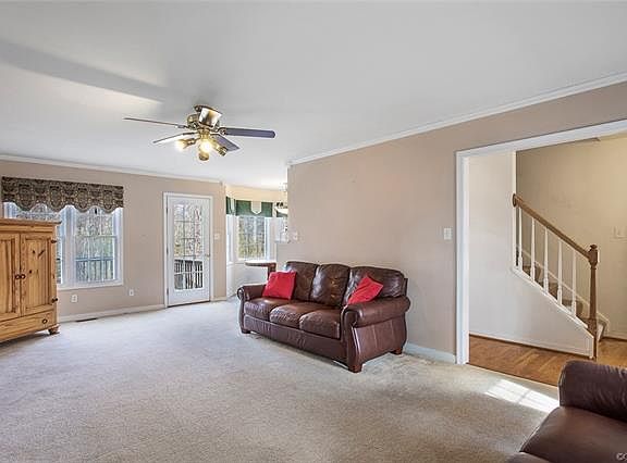 4th image of 7760 Nathan Ln