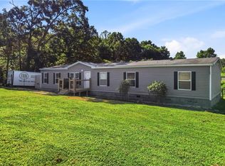 945 Cape Trl, Talking Rock, GA 30175