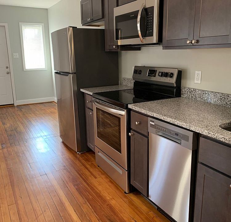 1st image of 2325 Parkwood Ave APT A