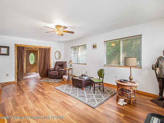 4th image of 6611 Sunset Ln