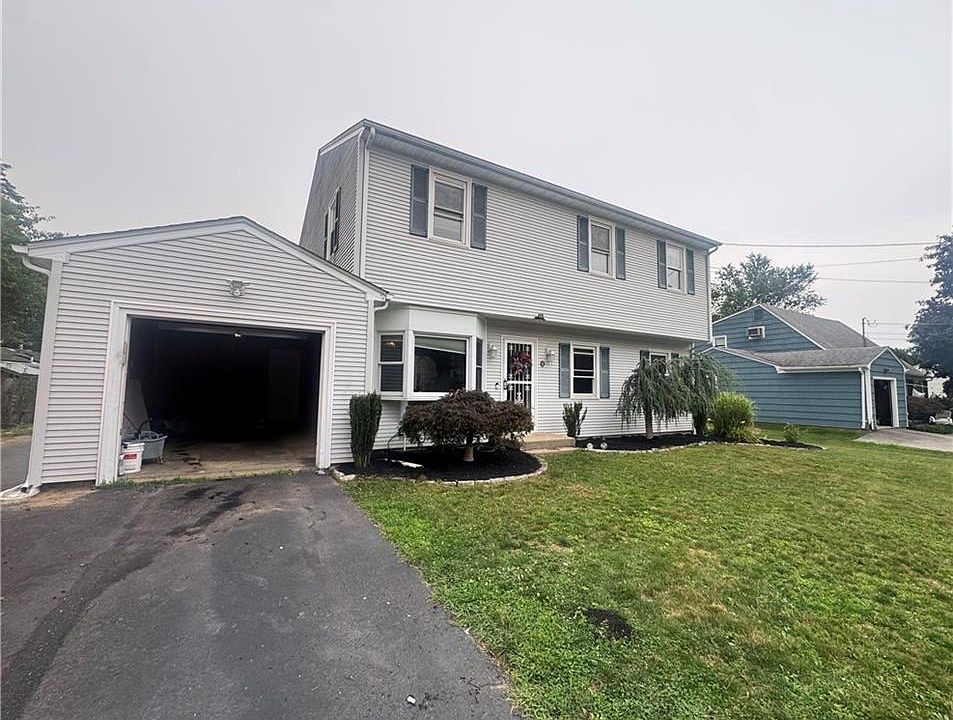 1st image of 42 Locust Glen Dr