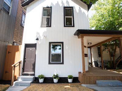 909 Bridge St NW, Grand Rapids, MI, 49504