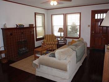 3rd image of 4111 Avenue T 1/2