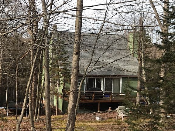 3rd image of 110 Upper Spruce Ct