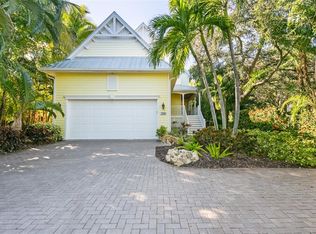 3810 Flamingo Ave, Sarasota, FL 34242