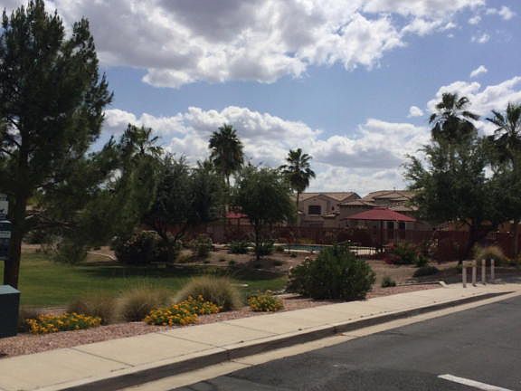 4th image of 16902 N 50th Way