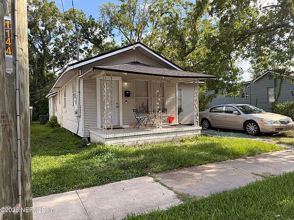 4th image of 1140 W 25TH Street