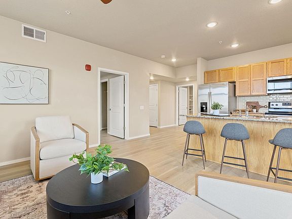 4th image of 2980 Kincaid Dr #1-105