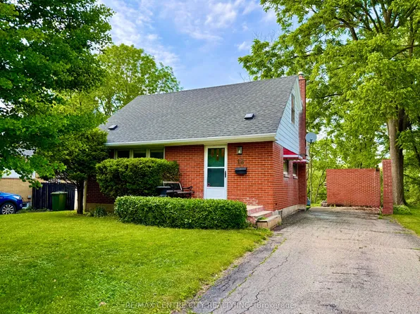 18 Montgomery Rd, Saint Thomas, ON N5R 1S5