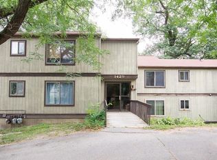 1429 Edgewood Rd NW APT 13, Cedar Rapids, IA 52405