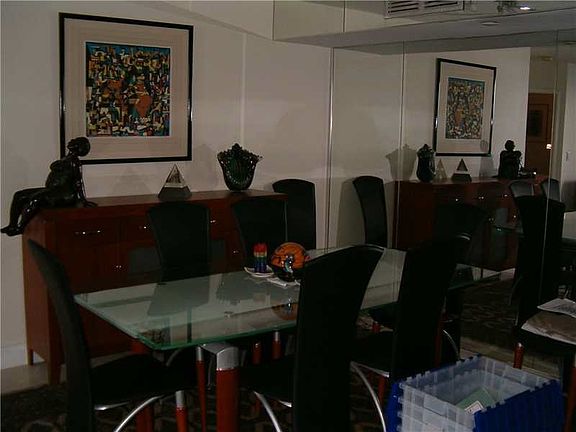 5th image of 19101 NE 36th Ct APT 1404