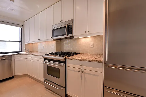 Rented by Noble Realty | media 8