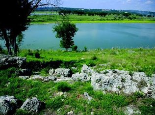 2026 San Jose Way, Canyon Lake, TX 78133