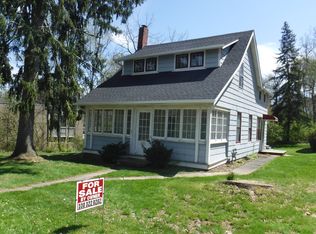 9013 Highland Dr, Brecksville, OH 44141