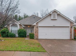 6032 Hilltop Dr, Watauga, TX 76148