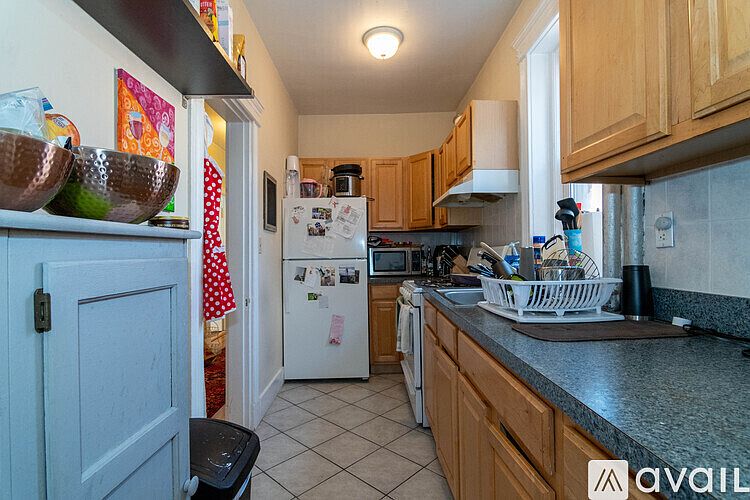 1st image of 16 Fuller St APT 7
