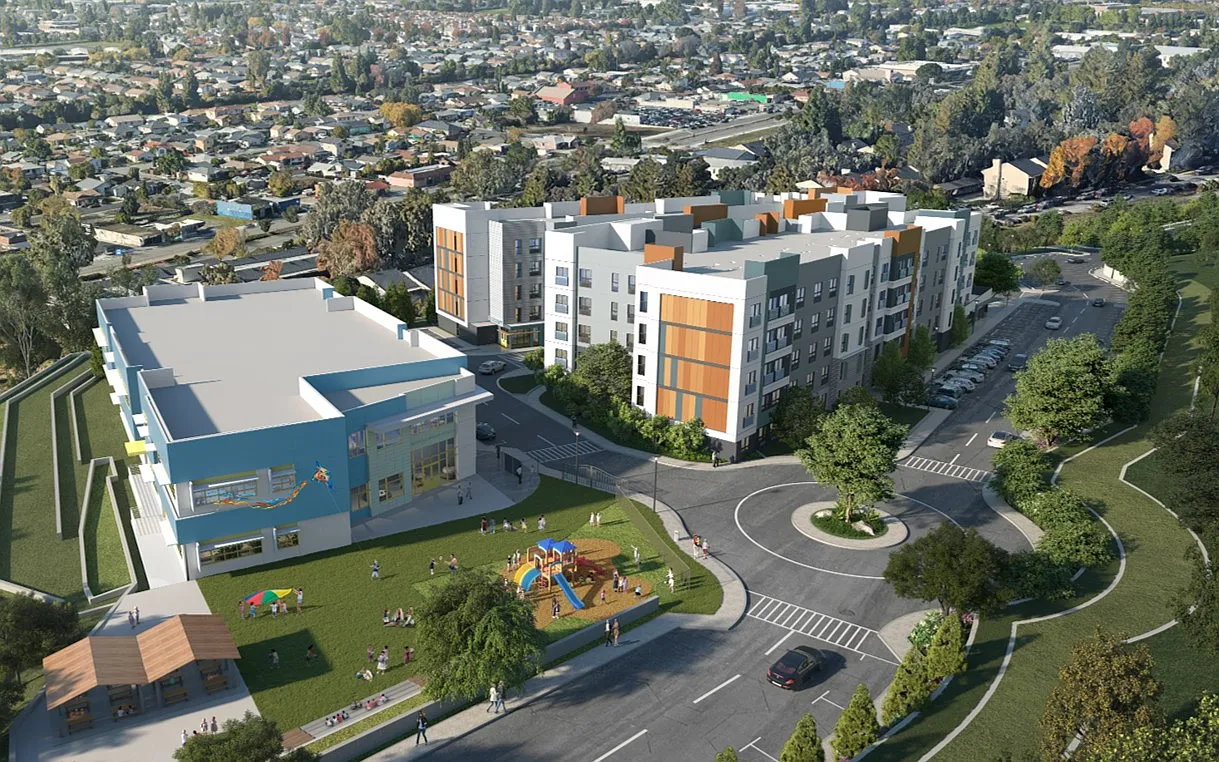 La Vista — Photo 1