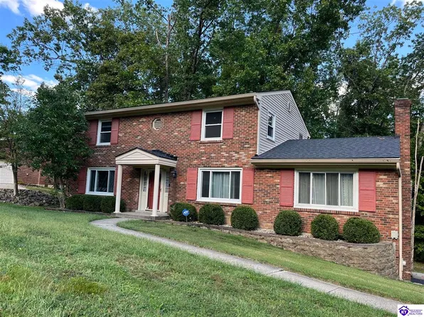 9203 Lakeridge Dr, Louisville, KY 40272