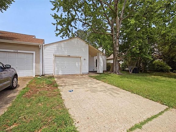 2nd image of 1733 Delaney St