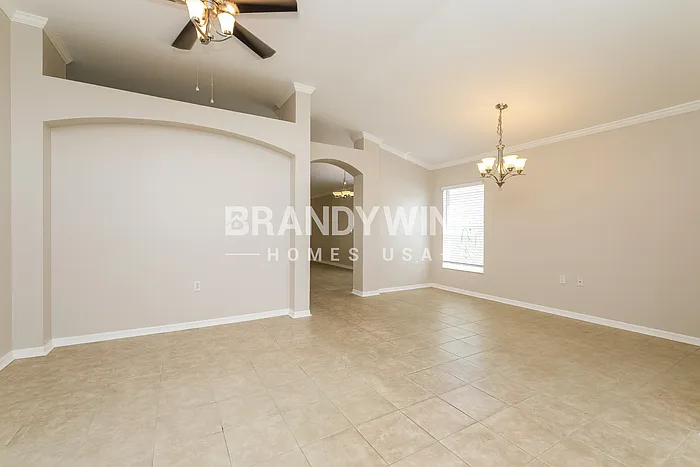 5121 Teather St — Photo 10