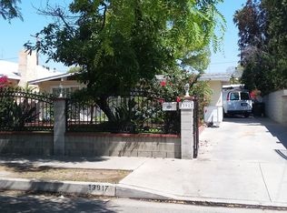 13917 Valerio St, Van Nuys, CA 91405