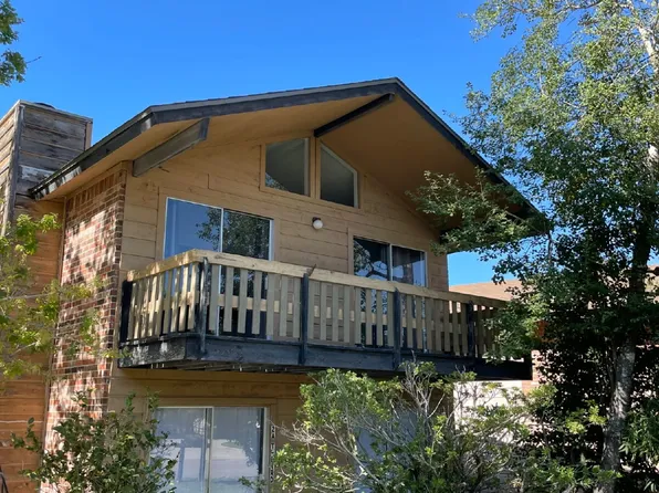 2 Thunderbird Dr #A, Conroe, TX 77304