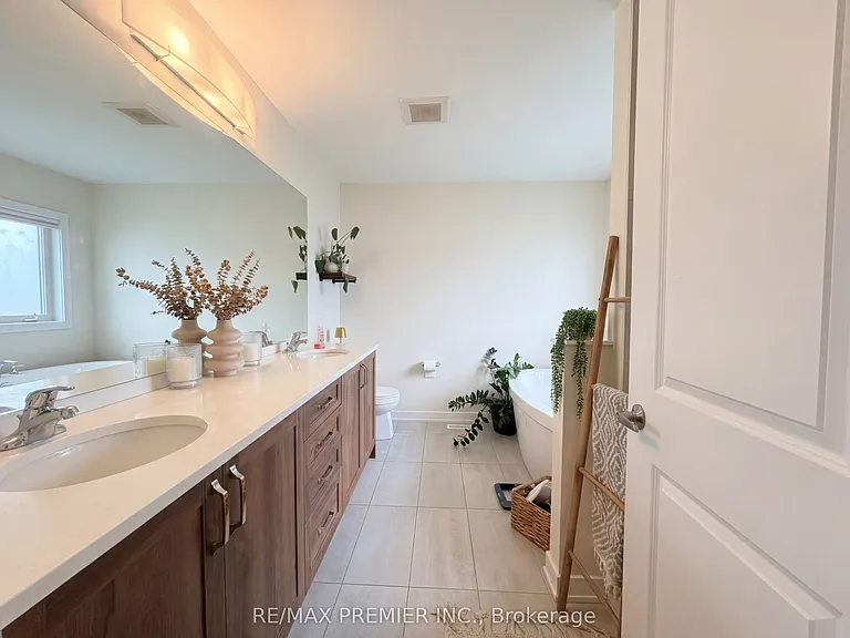 28 Downriver Dr — Photo 44
