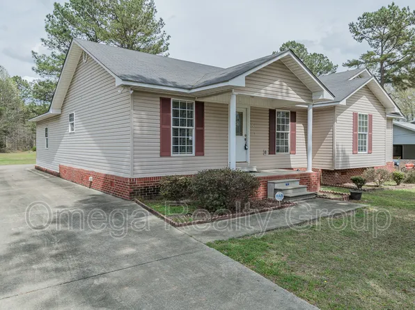 125 Carol Cir, Talladega, AL 35160