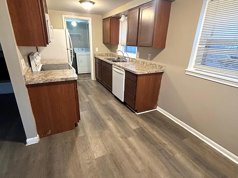 5705 Potter St #1-4 — Photo 6