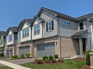 3236 N Heritage Ln BLDG 7-4, Arlington Heights, IL 60004