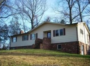 8093 Meetze Rd, Warrenton, VA 20187