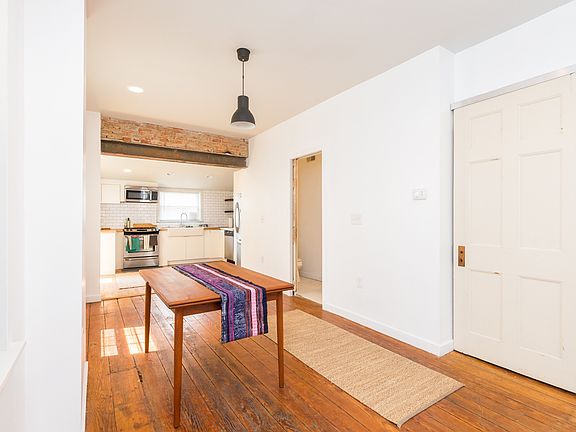 4th image of 2514 E Norris St