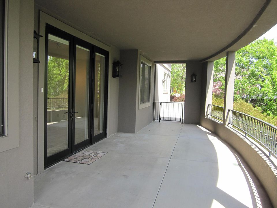 1st image of 188 Logan Dr