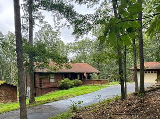 225 Rolling Acres Dr, Old Fields, WV 26845