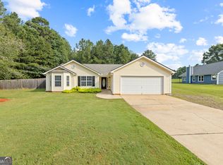 15 Savoy Park Dr, Covington, GA 30014