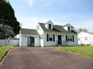 429 Skiff Dr, Syracuse, NY 13211