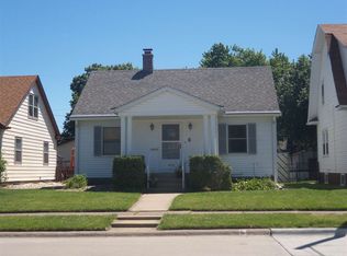 1914 12th St, Moline, IL 61265