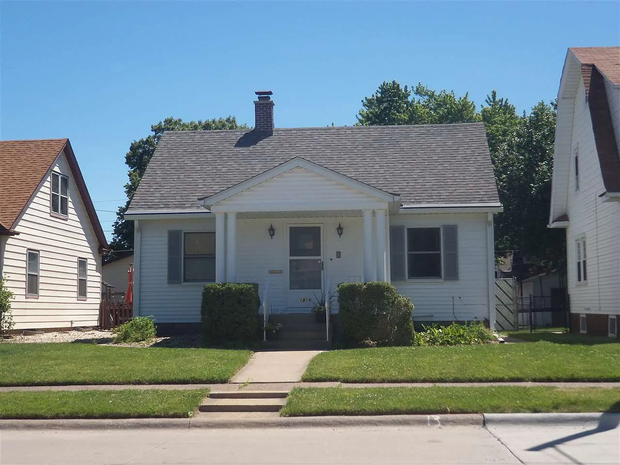 1914 12th St photo 1
