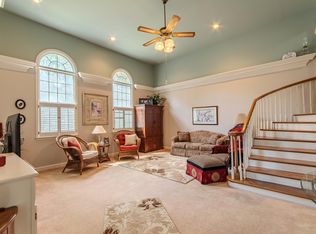 313 Country Club Ln, Selmer, TN 38375