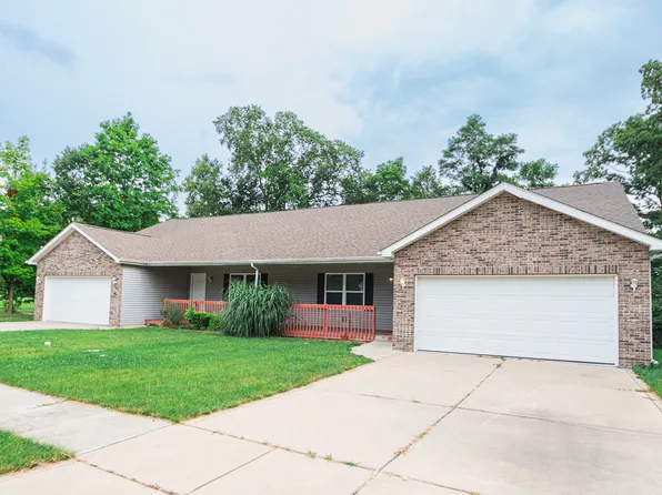397 Plymouth Rd Unit B, Valparaiso, IN 46385