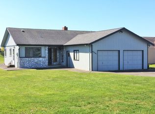8261 Cowichan Rd, Blaine, WA 98230