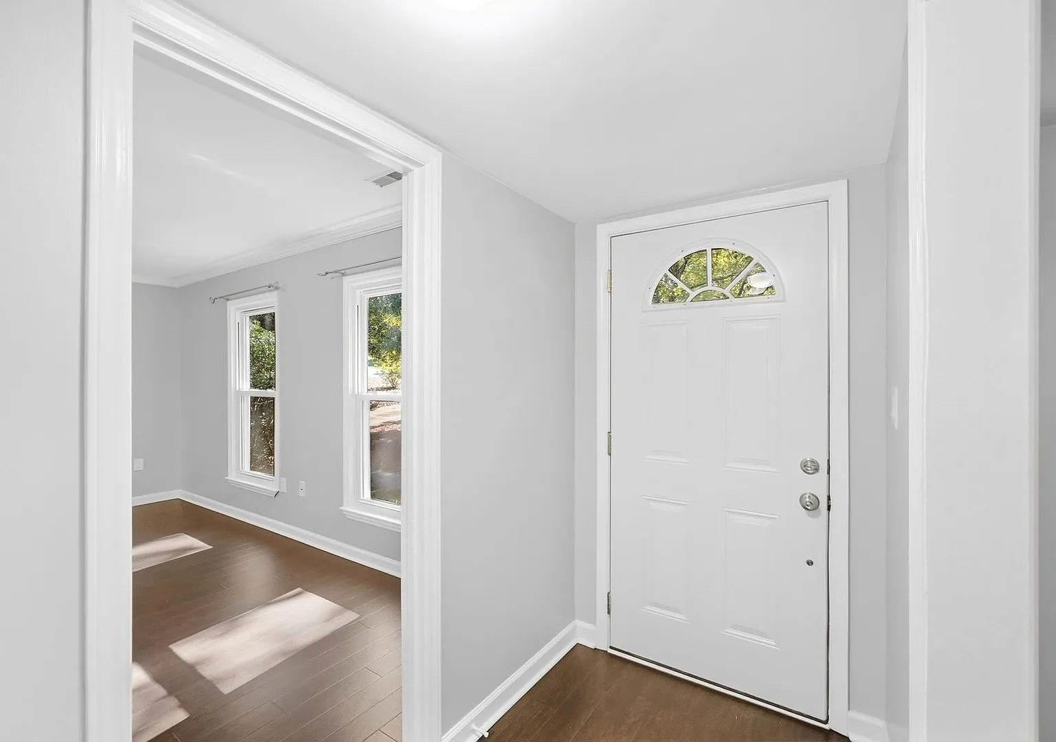 Move In Ready 4 Bedroom Home with Screened Porch and Fenced Backyard! — Photo 4