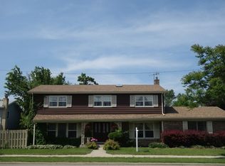 4330 Golf Rd, Skokie, IL 60076