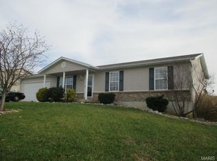 60 Nottingham Dr, Troy, MO 63379