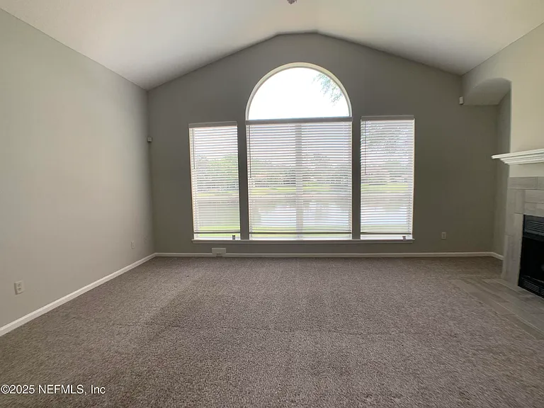 1213 Harbour Town Dr — Photo 13