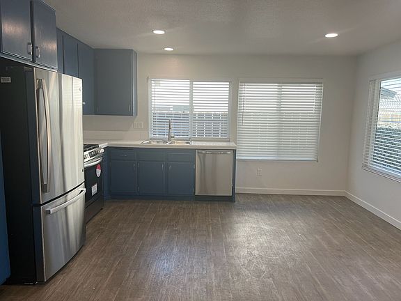 3rd image of 11273 Pegasus Ave