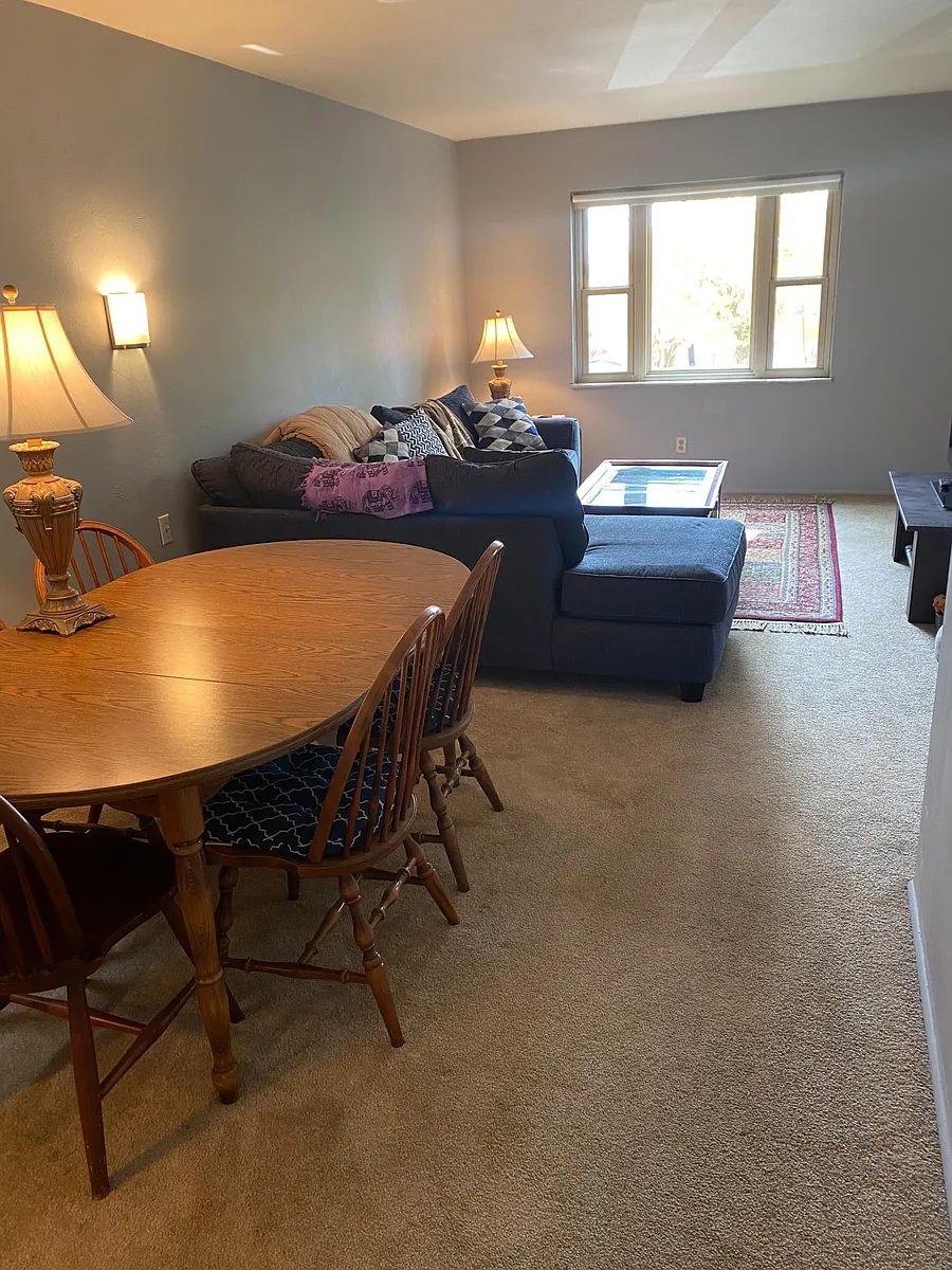 Building Photo - 3084 Beechwood Blvd #2NDFL