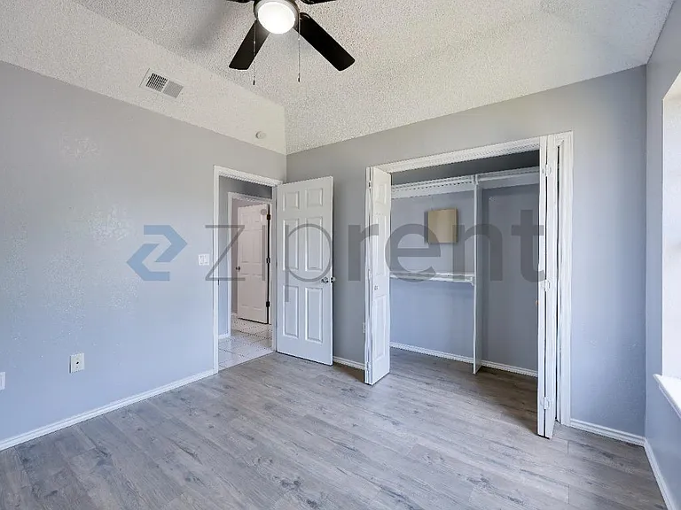 5011 Jason Dr — Photo 24