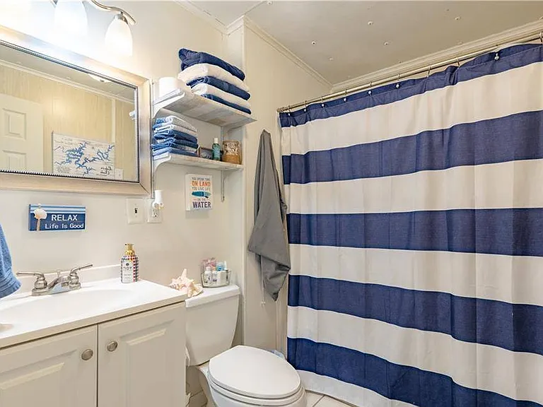 80 Wilson Resort Dr #7 — Photo 7